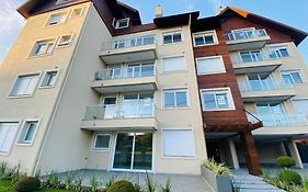 Apartamento Novo Aconchegante E Moderno Em Canela